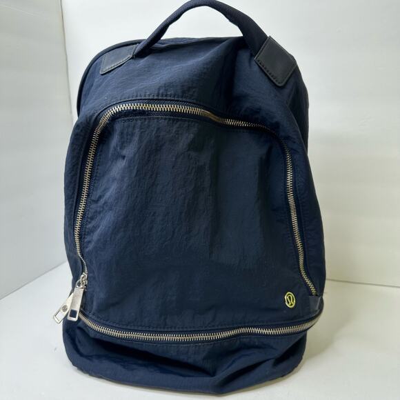 Lululemon City Adventurer Backpack True Navy 20L Flaws - Picture 2 of 16